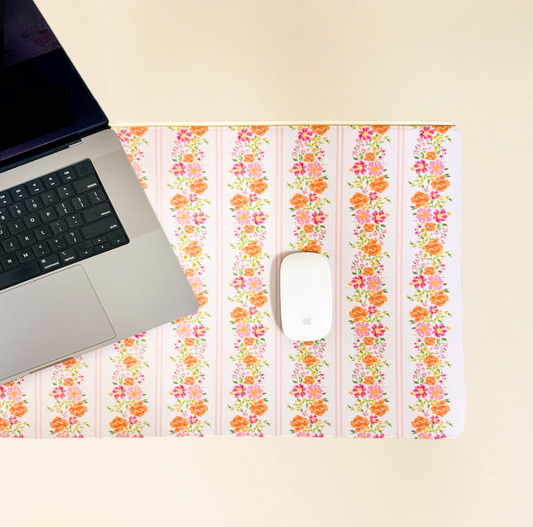 Petal Parade Pink Style Station Desk Mat | Alfombrilla de Escritorio