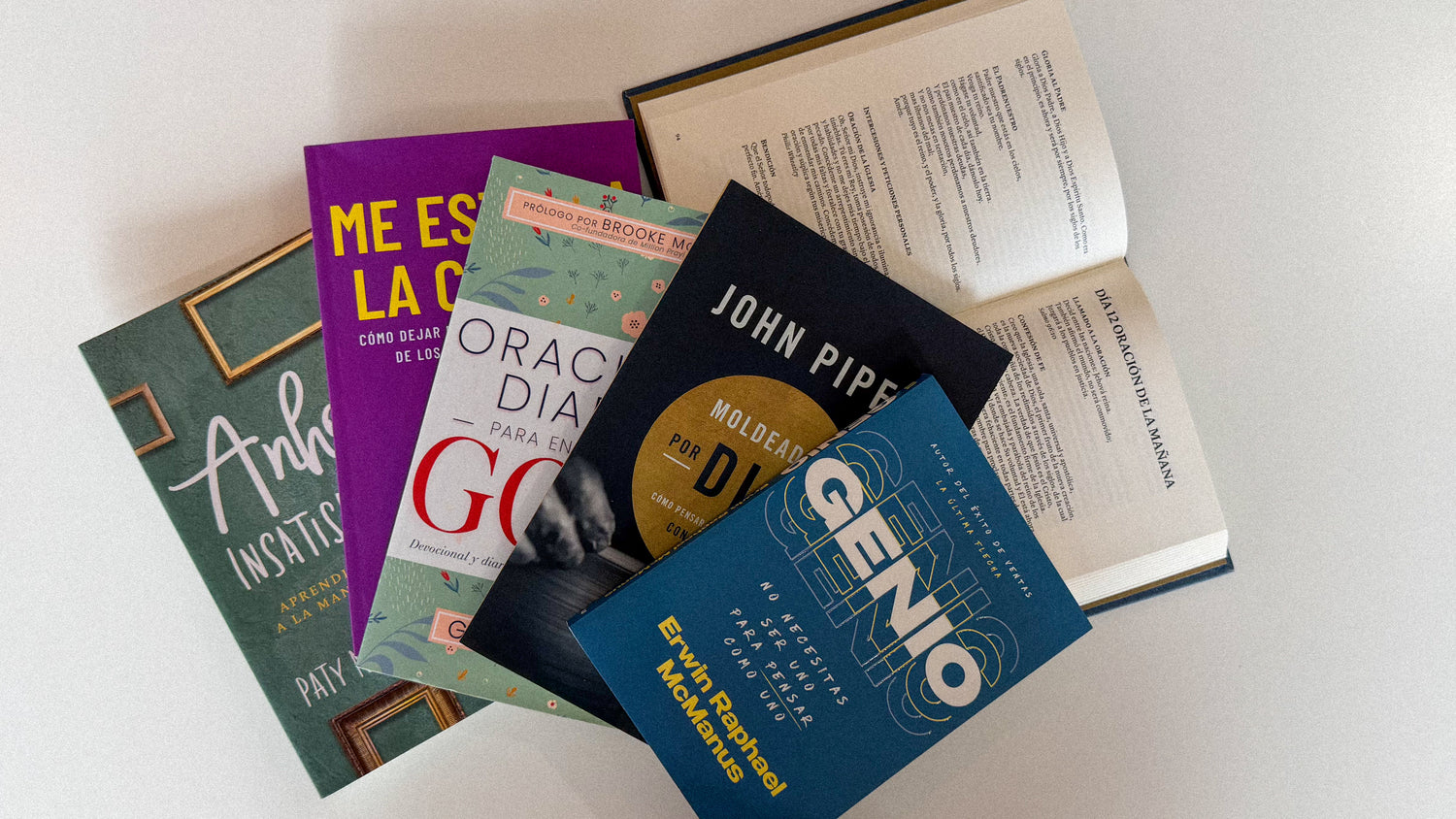 Pura Vida Books
