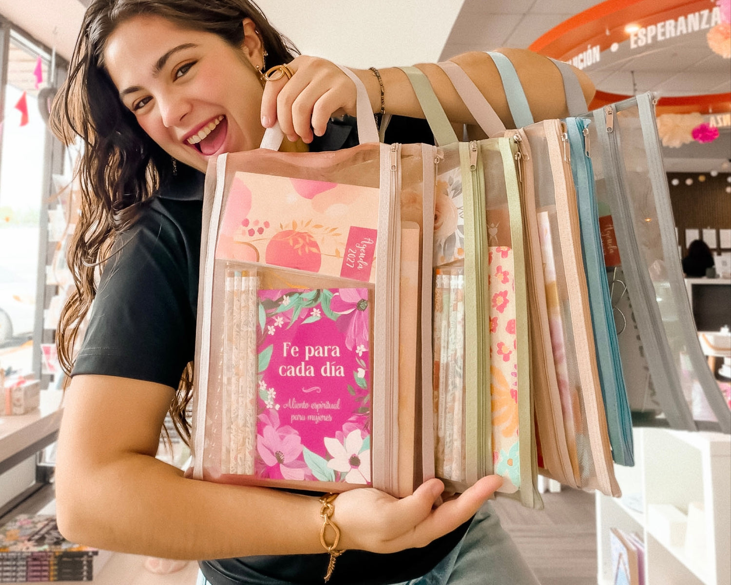 Pura Vida Books