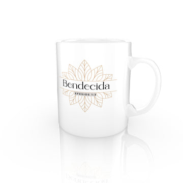 Hermosa taza, un regalo económico para una mujer especial y para cualquier ocasión.