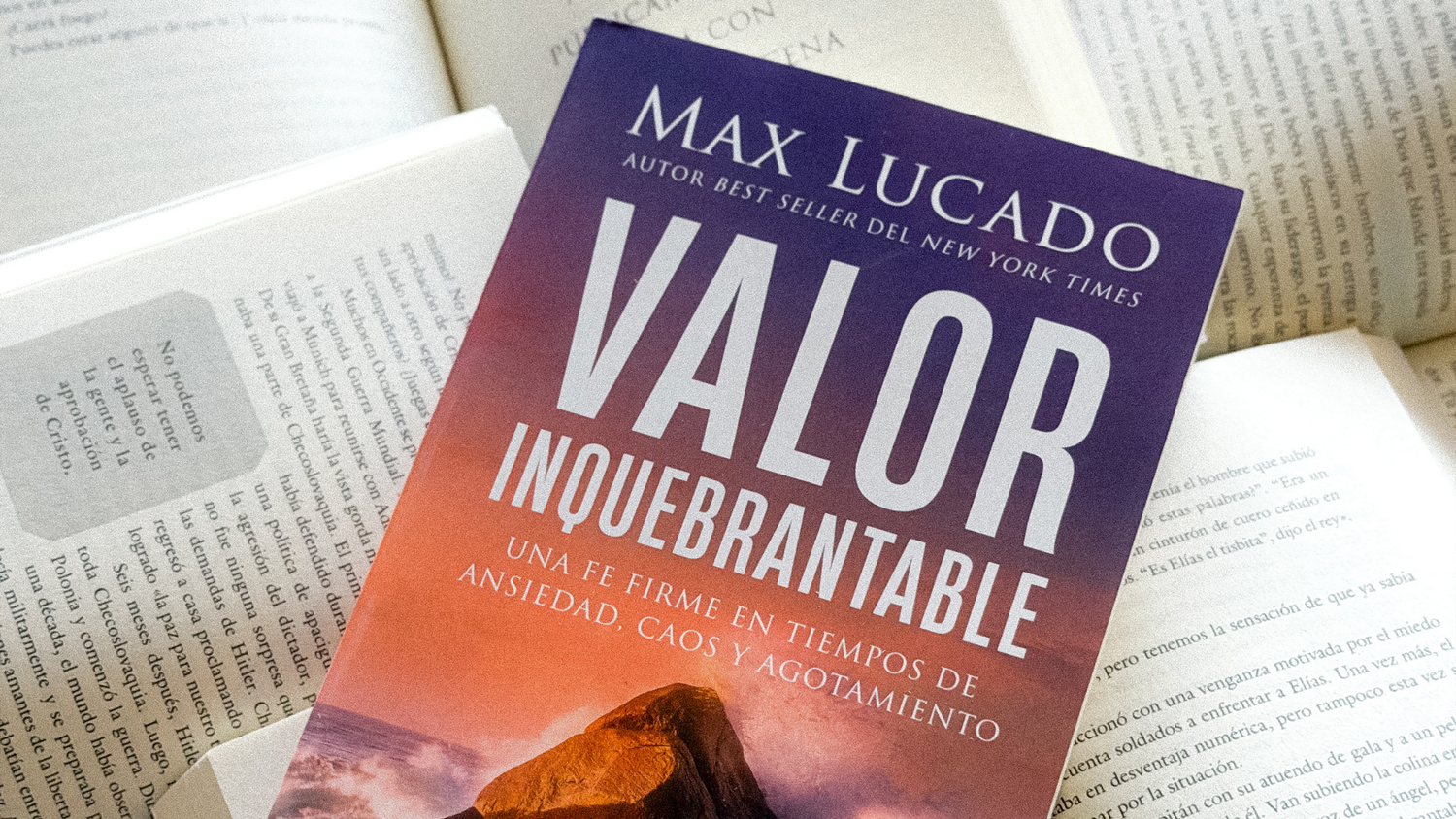 Pura Vida Books