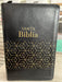 Biblia Tamaño Manual Letra Grande con cierre - Negro Geométrico - Pura Vida Books
