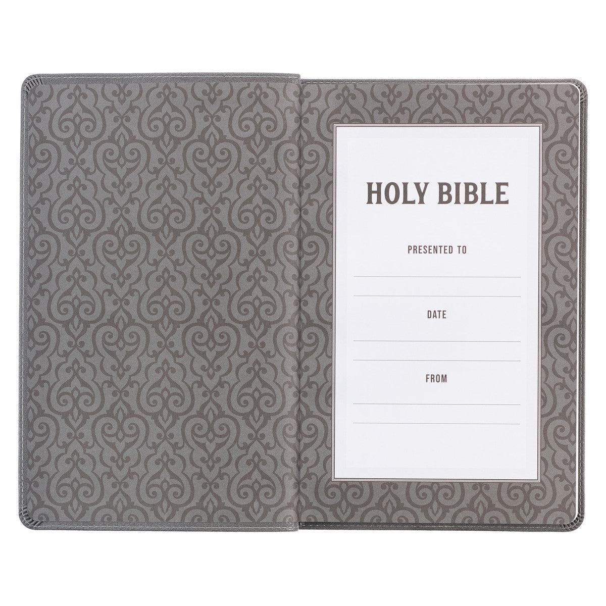 King James Version Bible - Pura Vida Books