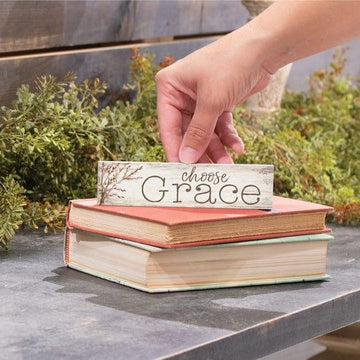 Choose Grace Small Sign - Pura Vida Books