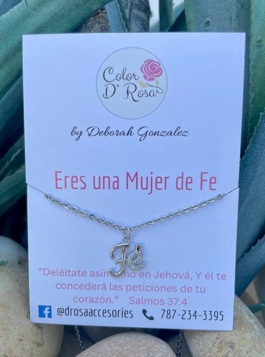 Eres Una Mujer de Fe Salmos 37:4 (Collar)