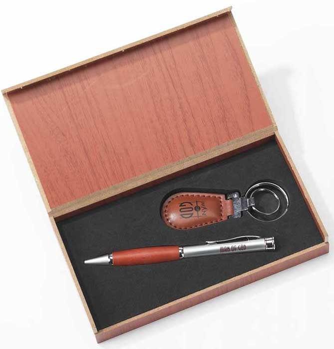 Man of God Pen and Keyring Set - Pura Vida Books