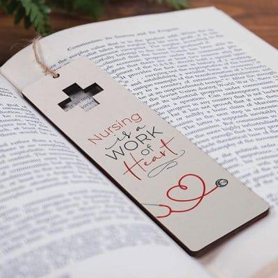 Marcador madera- Nursing - Pura Vida Books