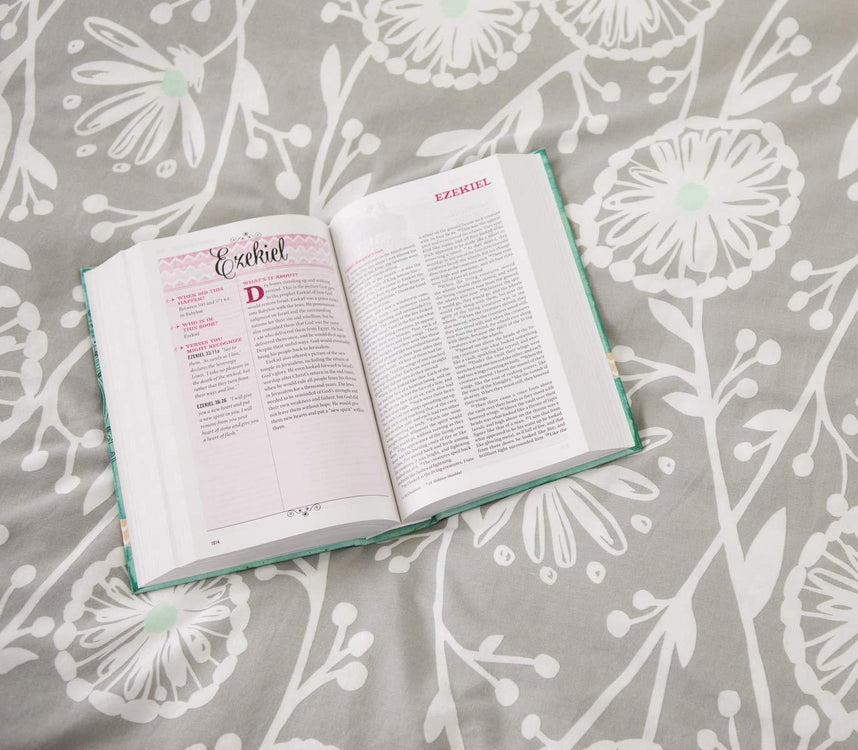 NIV, Bible for Teen Girls, Leathersoft, Pink, Printed Page Edges: Growing in Faith, Hope, and Love - Pura Vida Books