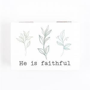 Prayer Box - He is faithful - Pura Vida Books