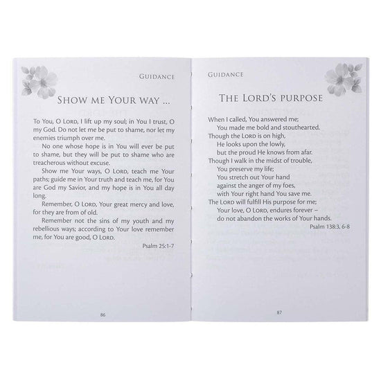 Prayers To Bless Your Heart Gift Book - Pura Vida Books