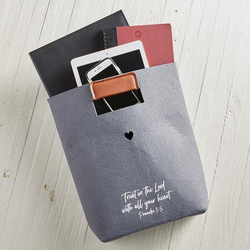 Trust in the Lord Felt Tote Bag - Pura Vida Books